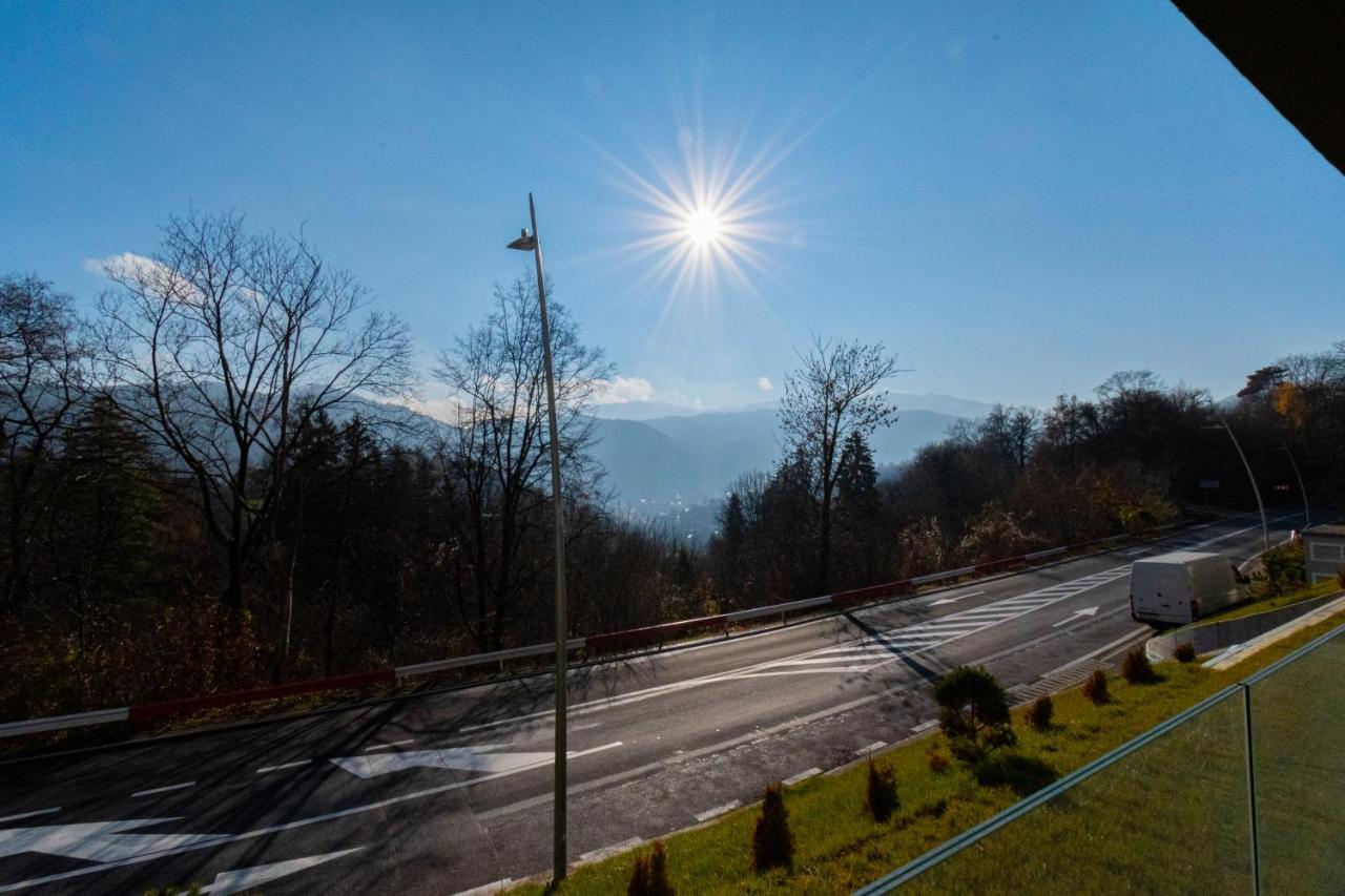 Mirador Bohemian Apt With Views Over Old Town And Tampa Mountain, Near Poiana Brasov Exterior photo